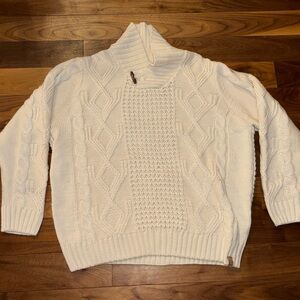 Vintage Weatherproof Cream  Cable Knit Crewneck Sweater